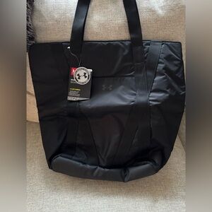 Under Armour Zip Essentials Tote